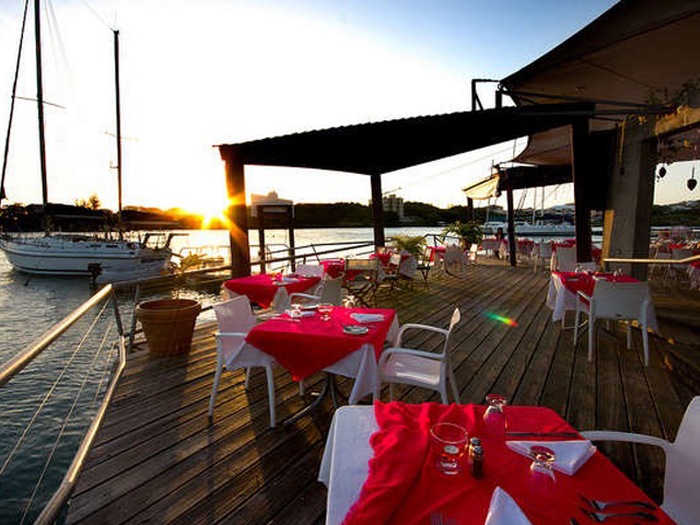 Dodgy Dock Restaurant